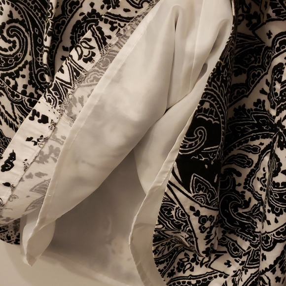 Ladies dress - Picture 5 of 7